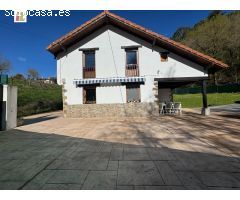 Precioso baserri reformado integralmente hace 34 años con muchas mejoras a lo largo de los años.