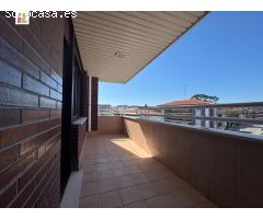 Exclusivo piso en el centro de Gorliz en Urbanización con piscina. 3 dorm, 2 baños, terraza sur