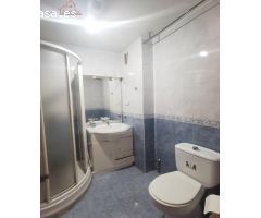 ¡LUMINOSA VIVIENDA CON TERRAZA EN EXCELENTE UBICACIÓN!