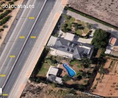 Finca de lujo con piscina y parcela
