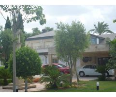 Finca de lujo con piscina y parcela