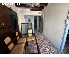 Casa entre medianeras para reformar
