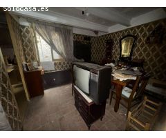 Casa entre medianeras para reformar