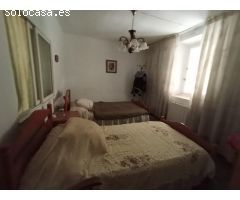 Casa con Patio y Terraza en Zona Tranquila, a un Paso del Centro de Salud