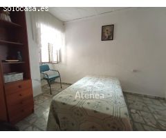 Casa a la venta en zona Centro de Salud