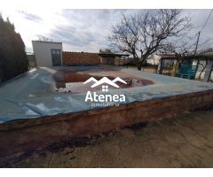 CHALET CON PISCINA EN LA RODA