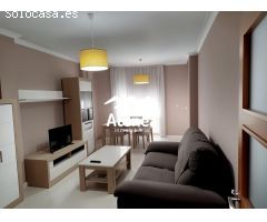 VIVIENDA EN ALTO DE LOS MOLINOS CON PATIO Y GARAJE INCLUIDO