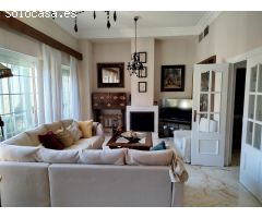 EXCLUSIVO CHALET EN ALTO DE LOS MOLINOS