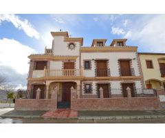 Casa-Chalet pareado en Villanueva De La Concepción