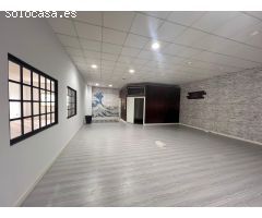¡Oportunidad Única en el Corazón Industrial de Málaga!