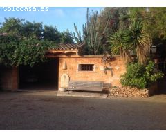 Villa Rùstica con piscina y caballeriza