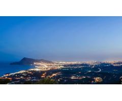 Espectacular apartamento en Altea con vistas a mar.