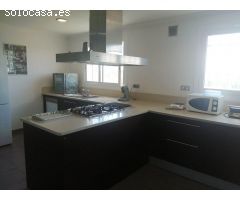 Chalet, vistas al mar, piscina y gran terreno de 1650 metros!