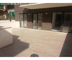 Ubicación! a 200 metros del mar, con terraza y parking - Pineda
