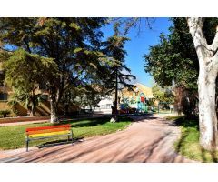 PARCELA URBANA FRENTE AL PARQUE DE OTURA