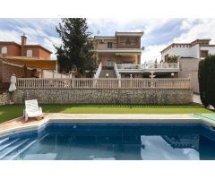 GRAN CHALET INDEPENDIENTE EN LACHAR
