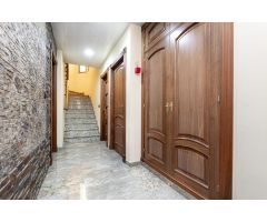 EXCLUSIVA CASA EN LA MEJOR AVENIDA DE MARACENA