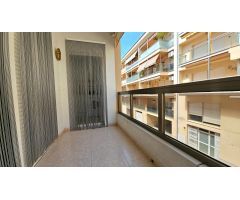 Amplio piso de 3 habitaciones