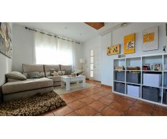Chalet a 4 vientos, con parcela llana