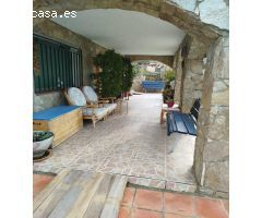 ES LLOGA PIS EN UNA CASA CHALET