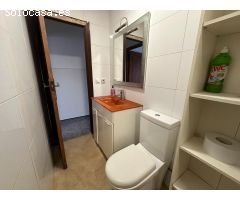 SE VENDE CASA DE 3 HABITACIONES CON JARDÍN, PISCINA Y GARAJE