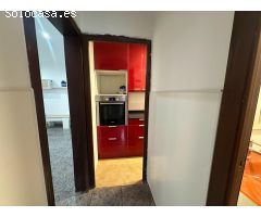 SE VENDE CASA DE 3 HABITACIONES CON JARDÍN, PISCINA Y GARAJE