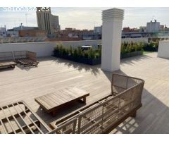 Piso de lujo a estrenar en zona privilegiada , con piscina comunitaria