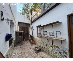 GRAN CASA EN PLENO CENTRO DE ARDALES