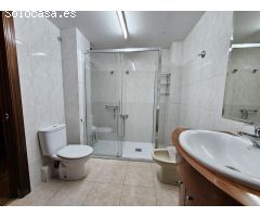 AMPLIO PISO DE 135 METROS CONSTRUIDOS EN AVDA MEDINA AZAHARA CON COCHERA!!!!!