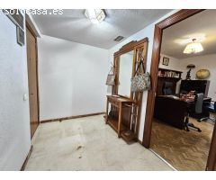 AMPLIO PISO DE 135 METROS CONSTRUIDOS EN AVDA MEDINA AZAHARA CON COCHERA!!!!!