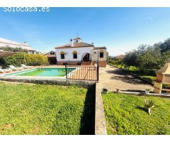 Espectacular chalet de lujo con piscina en Hornachuelos