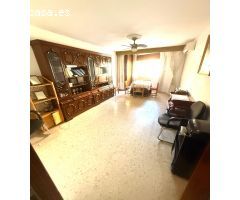 Barriada Fátima piso bajo con 3 dormitrios y 1 baño