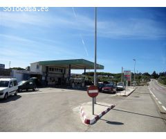 GASOLINERA MULTISERVICIO CERCA DE LA COSTA