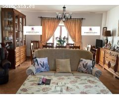 CHALET URBANO CON SOTANO Y PARCELA EDIFICABLE