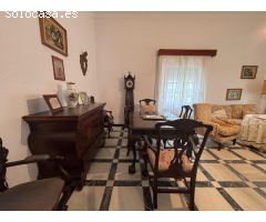 CASA SEÑORIAL EN PLANTA BAJA CON MUCHAS POSIBILIDADES