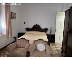 CASA SEÑORIAL EN PLANTA BAJA CON MUCHAS POSIBILIDADES