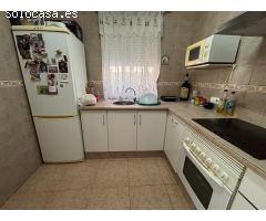 CASA ESQUINA CON TERRAZA EN BUENA ZONA