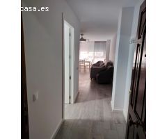 APARTAMENTO REFORMADO CON VISTA LATERAL AL MAR