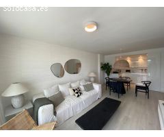 Piso con terraza 17.64 M2 orientación SUR, con aparcamiento y trastero, piscina comunitaria
