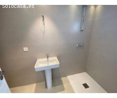 Piso con terraza 17.64 M2 orientación SUR, con aparcamiento y trastero, piscina comunitaria