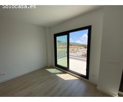 Piso con terraza 13 m2 con 2 plazas de garaje y trastero