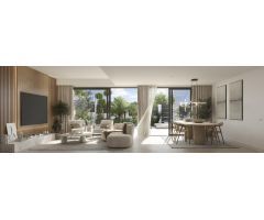 Pareado 3 dormitorios y salita 9.5 m2, piscina propia, jardín 160 m2, semisótano 63 m2, aparcamiento
