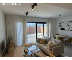 Adosado con solárium 50m2, patio 22.5 m2, semisótano 25.95 m2