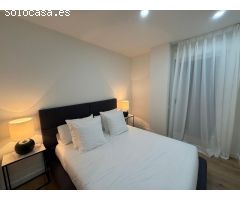 Ático con terrazas soladas  150 m2, además de trastero y plaza de garaje incluidos en el precio.