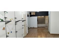 LOCAL COMERCIAL CON SALIDA A DOS CALLES