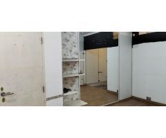 LOCAL COMERCIAL CON SALIDA A DOS CALLES