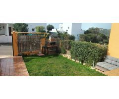 Apartamento con Jardín