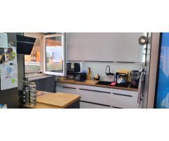Apartamento con Jardín