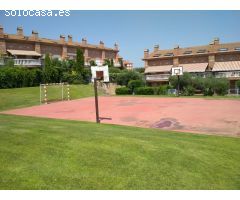 Chalet en venta en Navarrete (La Rioja) jardín, chimenea, piscina y garaje!