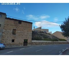 Almacén de tres plantas con terreno en Cabretón! La Rioja